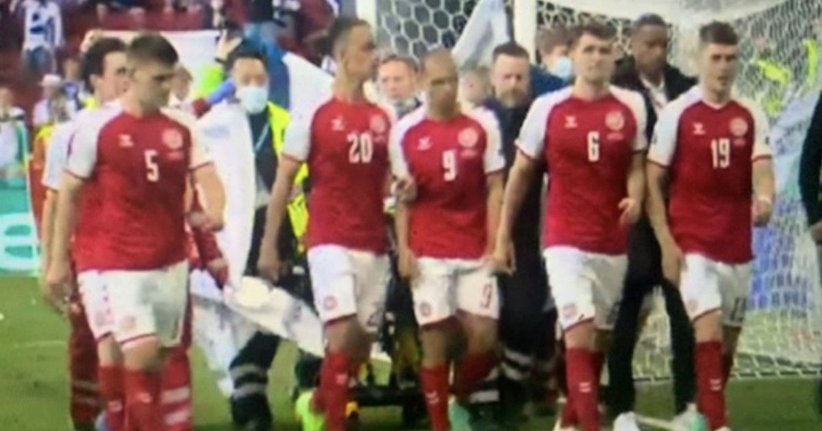 Ha riaperto gli occhi. Christian Eriksen, la foto del miracolo a Euro 2020 dopo 20 minuti infernali