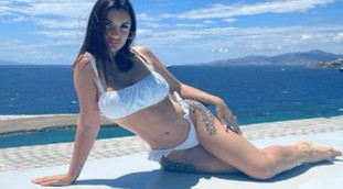 Prima così, poi la mossa sbagliata: forme proibite, la foto pazzesca di Elettra Lamborghini | Guarda