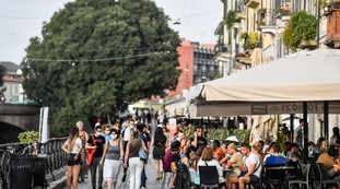 Via le mascherine da subito? Il bollettino dice sì: mai così pochi contagi e morti, ora tocca al Cts