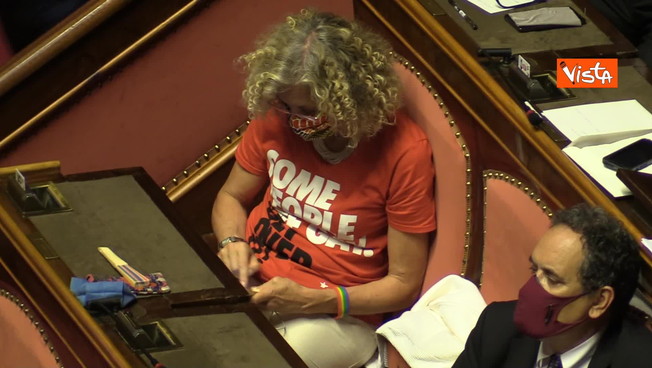 Ddl Zan, la sceneggiata di Monica Cirinnà: