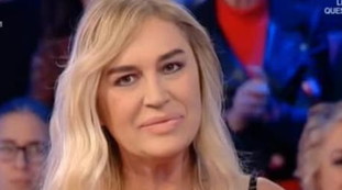 Diete il meglio, una notte indimenticabile. Lory Del Santo e la confessione spintissima su Mancini