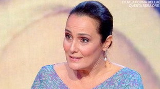 Summer live, Roberta Capua in big embarrassment: But really .... The blunder of Beppe Convertini, frost in the studio
