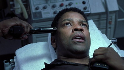 John Q, Denzel giustiziere: il dramma del figlio (e della sanità Usa)