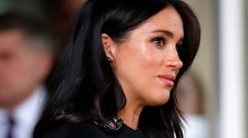 Meghan Markle, schiaffo alla miseria: questi gioielli per farsi una foto. Ecco quanto valgono