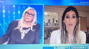 Basta, hai rotto. Valanga di insulti contro Elisabetta Gregoraci. Si collega da Montecarlo, disastro