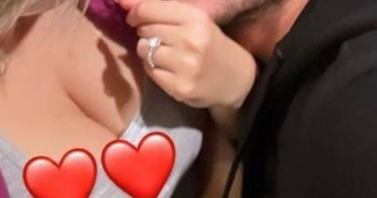 Mauro Icardi e Wanda Nara, nella notte spunta questa foto: il décolleté e le parole inequivocabili (e clamorose) | Guarda