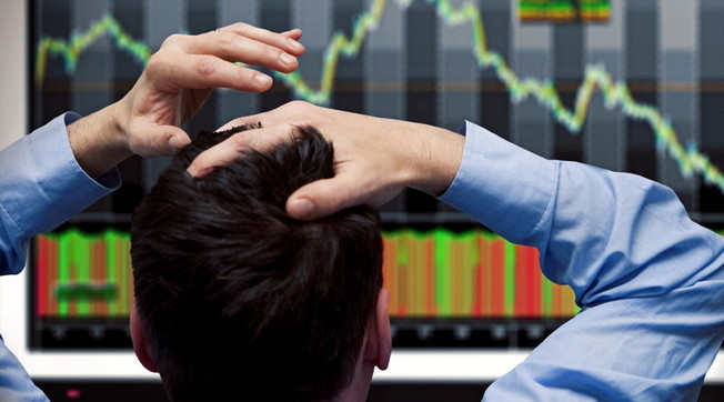 Sudafricana, crollano le borse mondiali. Effetto Omicron, qual è la vera paura. Guardate i numeri: sospetto inquietante