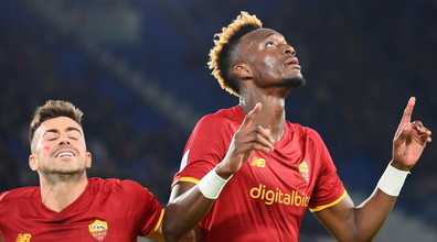 Abraham ritrova il gol che vale tre punti, così la Roma piega il Torino