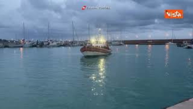 Lamorgese colabrodo: l'arrivo di altri 244 migranti a Roccella Jonica