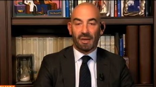 Troppa ideologia. Bassetti bacchetta i politici: Cosa dovevano fare | Video