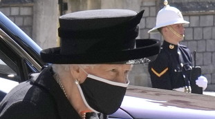 Addio alla Regina Elisabetta. Il pezzo del Regno Unito che esulta, sfregio senza precedenti alla sovrana