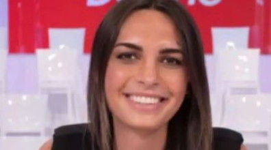 Come i cani quando pensano di aver vinto. Orrore contro Andrea Nicole, choc dalla De Filippi