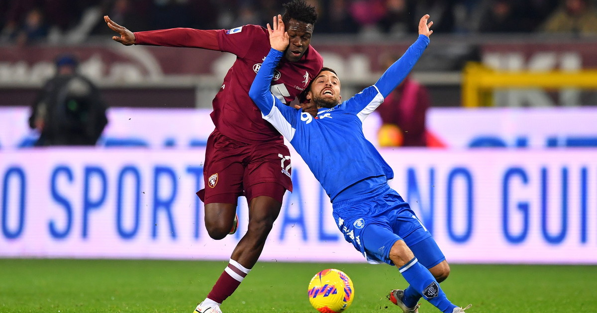 Il Torino domina, ma poi rimane in dieci e si fa rimontare dall'Empoli: all'Olimpico finisce 2-2