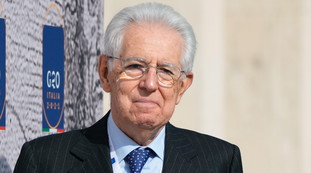 Mario Monti? Con chi era al ristorante. Dago-bomba, incubo al Quirinale: il piano del Loden