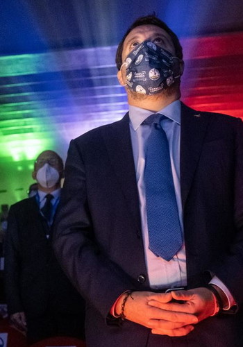 Chi vuole dividere il centrodestra. La bomba di Matteo Salvini (con Giorgetti al suo fianco): Lega, nuovi assetti