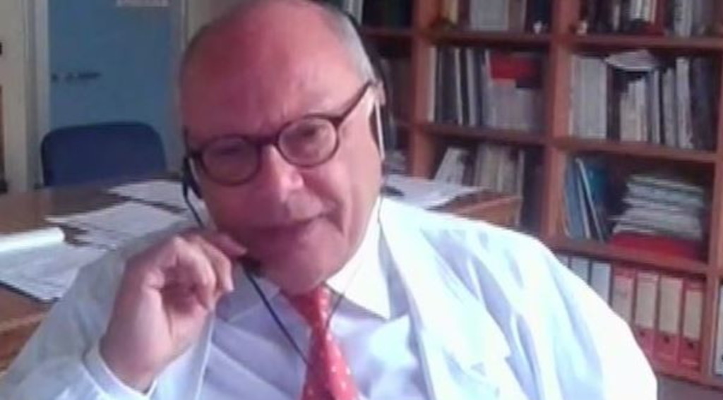 Sono stato una schifezza. Vaccinato tre volte e positivo, il calvario di Massimo Galli (e una pesantissima smentita)