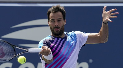 Djokovic fatto fuori, godiamo noi. L'italiano (semi-sconosciuto) che giocherà gli Open al suo posto