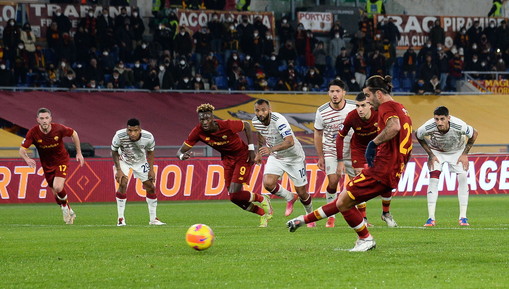 Sergio Oliveira subito decisivo al debutto con la Roma: di rigore regola il Cagliari di Mazzarri