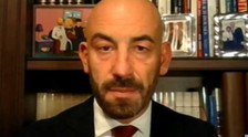 "Lo svelano i ricoveri in ospedale". Omicron, la certezza di Bassetti: cosa ci accadrà tra sette giorni