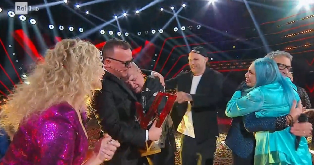 Annibale Giannarelli vincitore tra Gigi D'Alessio, Clerici e Clementino