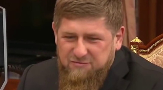 Kadyrov poco gradito a Putin. Cremlino choc: macellaio ceceno sparito dall'Ucraina. Rappresaglia russa: l'hanno fatto fuori?