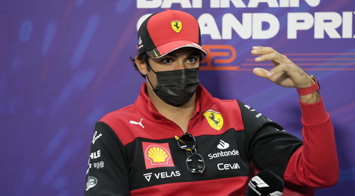 Un disastro. Carlos Sainz, caso grosso alla Ferrari: Condannato da Leclerc, voci pesanti a Maranello