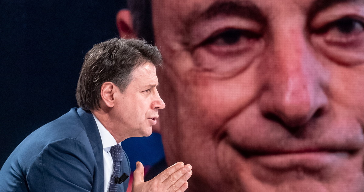 Mario Draghi incontra Conte: "90 minuti di umiliazioni". Così il premier ha fatto a pezzi il leader M5s
