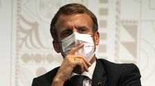 presidenziali in Francia, miracolo Marine Le Pen? – Libero Quotidiano 3 Pare che con Al Khelaifi.... Macron, l'intrigo con lo sceicco: una mossa disperata per restare all'Eliseo