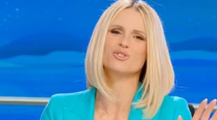 Questa Michelle Hunziker potete scordarvela: capelli scuri e cortissimi, il look sconvolge i fan | Guardia