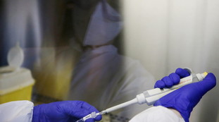 Variante Xf, la super-fusione tra Delta e Omicron: Già in Italia, l'ultima minaccia-Covid