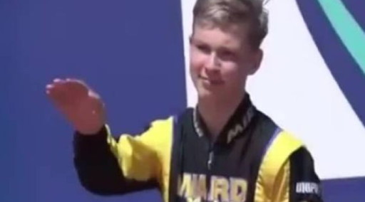Artyom Severyukhin, saluto nazista dal palco? Dopo le lacrime, finisce malissimo: motori, addio...