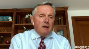Stando a quanto ci risulta sulla.... Clamoroso: il generale Fioravanti svela la farsa di Putin Piazza Rossa