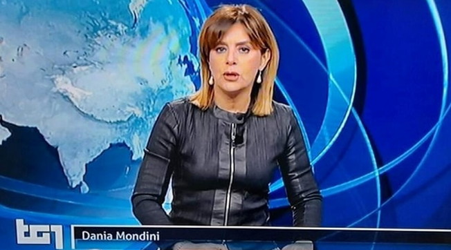 Chiusa in una stanza con il petomane. Tg1, Dania Mondini denuncia la Rai: rutti e flatulenze, cosa ho dovuto subire