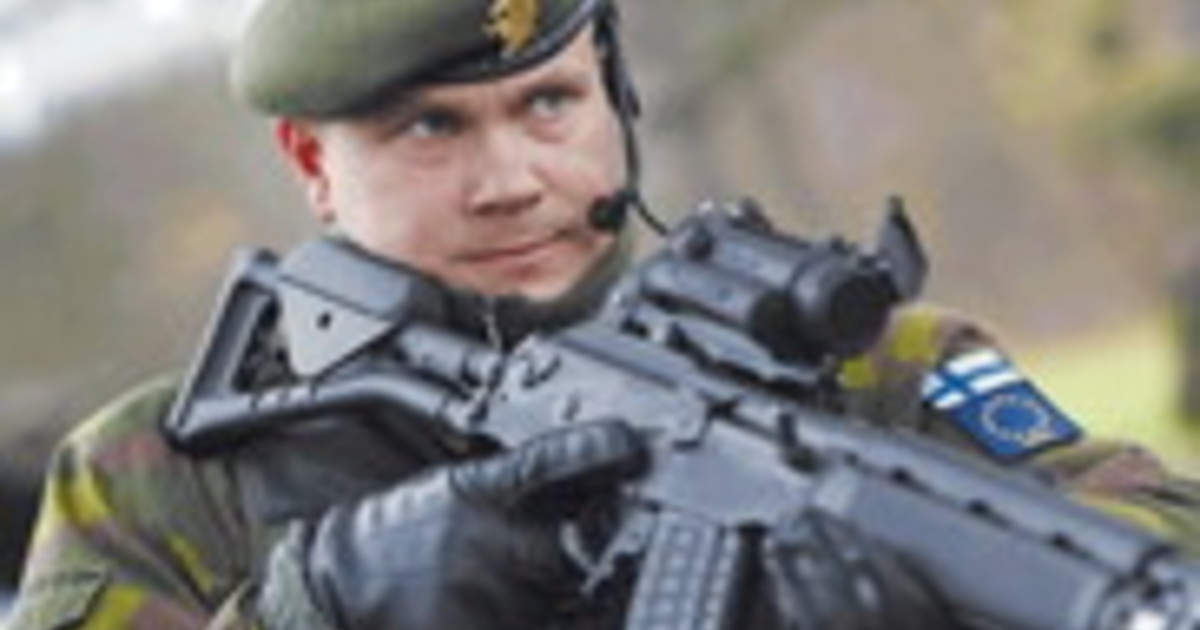 Voi pensate alla pace, noi alle armi: Salonius-Pasternak, il Rambo finlandese dichiara guerra a Putin