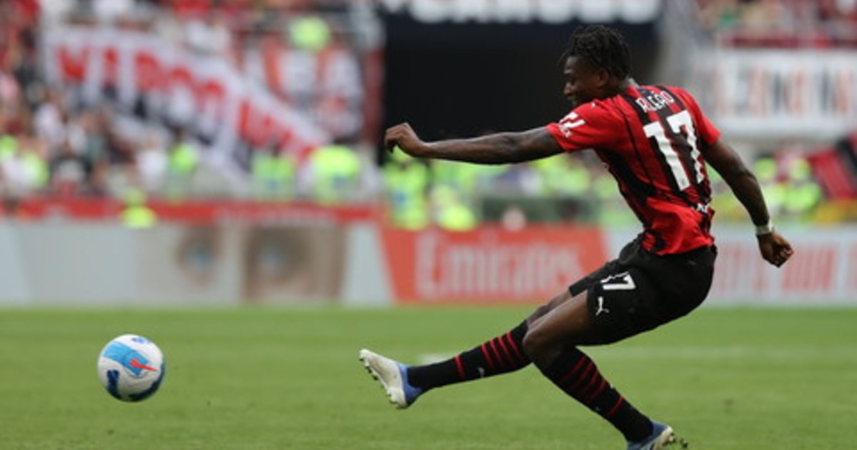 Il Milan vola con Leao e Theo e vede lo scudetto
