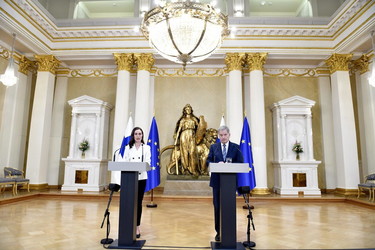 Finlandia e Svezia entrano nella Nato, cosa c'è dietro davvero: quello che non <br />vi raccontano