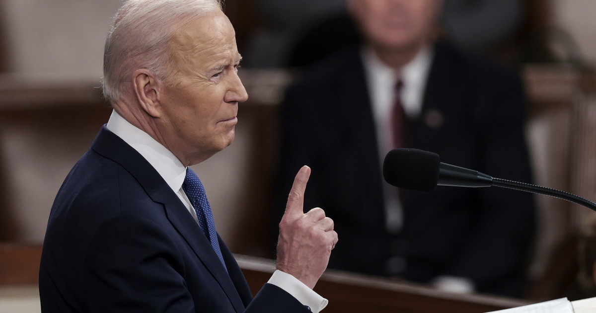 Joe Biden travolto dai supermercati: "Perché per lui è finita", il disastro che costa la fine? Joe Biden travolto dai supermercati: "Perché per lui è finita", il disastro che costa la fine?