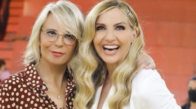 Un momento difficile e delicato: Lorella Cuccarini, la toccante rivelazione su Maria De Filippi