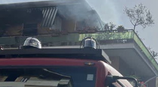 Incendio in un attico a due passi da San Pietro, la tragedia in pieno centro a Roma: chi è morto nel rogo