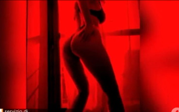 Fuori dal coro, da cameriera a pornostar: come campa ora Vittoria ...