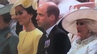 Kate Middleton angewidert von Camilla Parker Bowles: Das schockierende Video wurde in der Kathedrale gestohlen | Aussehen