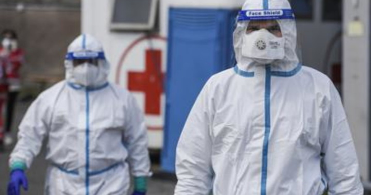Covid: Gimbe, +55% casi in 7 giorni, +33% ricoveri, +36% intensive, +18% morti Covid: Gimbe, +55% casi in 7 giorni, +33% ricoveri, +36% intensive, +18% morti