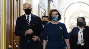 Dovete impedirglielo. Biden nel panico: Pelosi a Taiwan scetena l'invasione cinese?