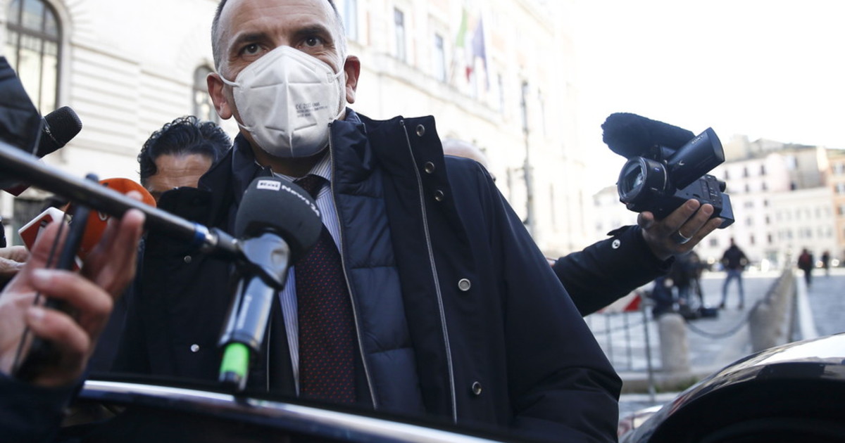 Il grande segreto di Letta: ecco cosa ci nasconde prima del voto, una balla colossale Il grande segreto di Letta: ecco cosa ci nasconde prima del voto, una balla colossale