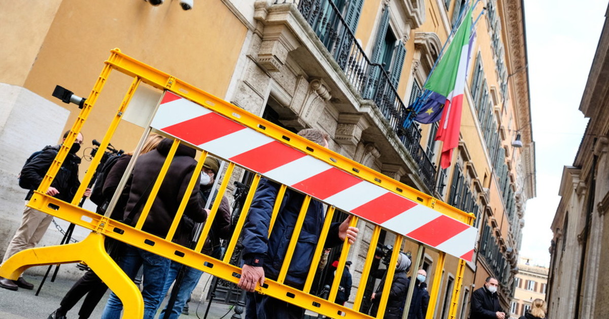 "Paralizzati". Il trucco sporco per bloccare il centrodestra: cosa sta preparando il Pd "Paralizzati". Il trucco sporco per bloccare il centrodestra: cosa sta preparando il Pd