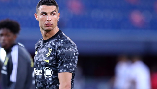 Secondo voi la Juventus dovrebbe riprendere Cristiano Ronaldo? Secondo voi la Juventus dovrebbe riprendere Cristiano Ronaldo?