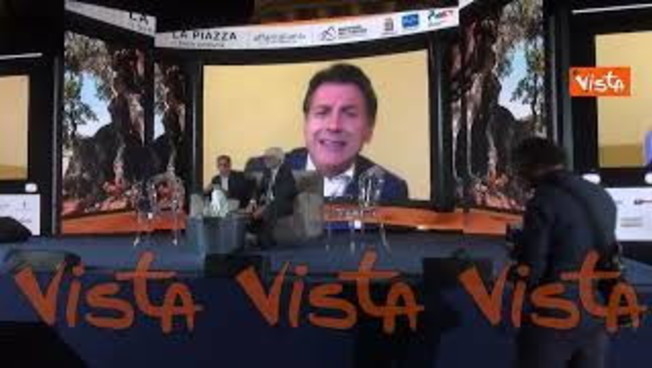Reddito di cittadinanza, Conte: “Irresponsabile pensare di cancellarlo'