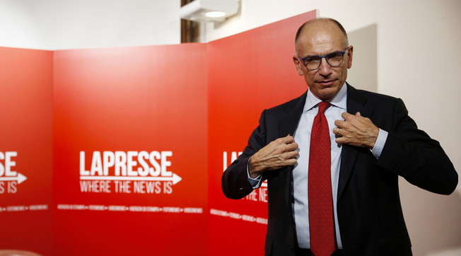 Il loro vero obiettivo? Cacciare Mattarella. Fango sulla Meloni, Letta s'attacca al Colle