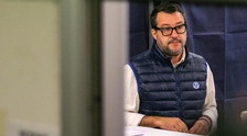 L'Oroscopo delle elezioni: Salvini, profezia cupa. Stelle sicure: chi gode