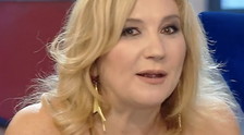 Questo non lo voglio sentire: Serena Bortone blocca l'ospite, imbarazzo in diretta